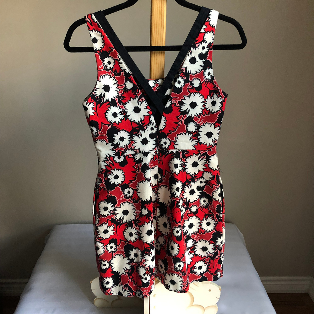 ZARA TRAFALUC Red Black White Floral zipup dress M - Picture 4 of 7